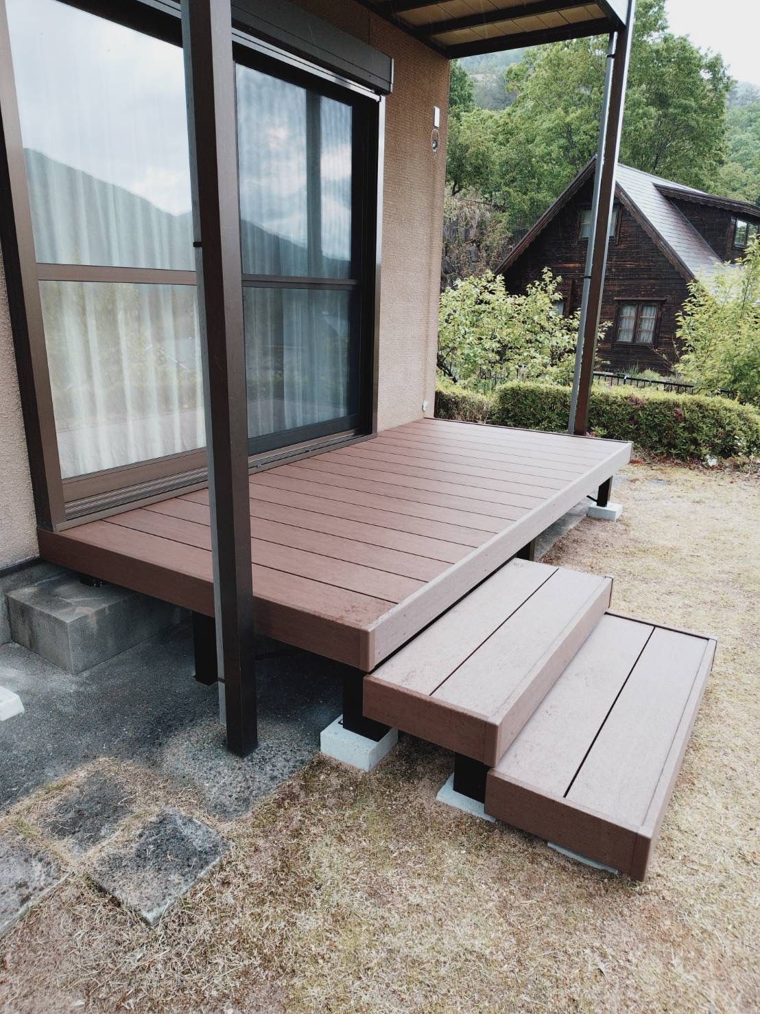 ウッドデッキ